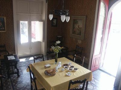 B&B Sotto I Pini Zafferana Etnea Bagian luar foto
