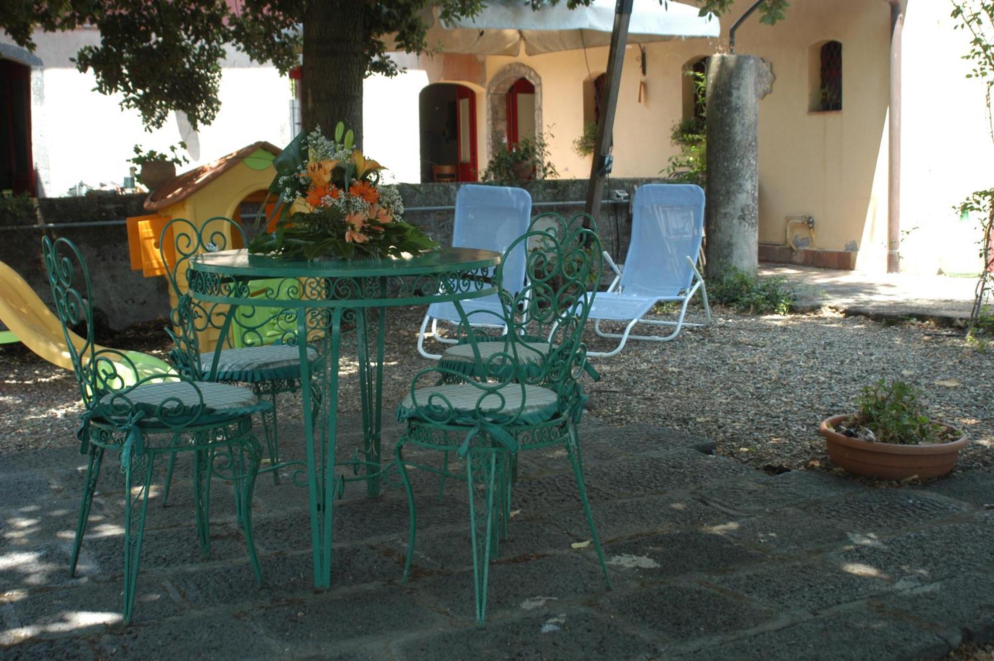 B&B Sotto I Pini Zafferana Etnea Bagian luar foto